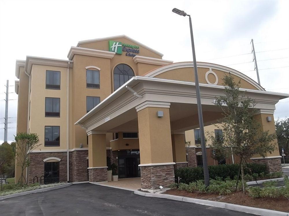 Holiday Inn Express Hotel & Suites Orlando East-Ucf Area By Ihg Alafaya Exterior foto